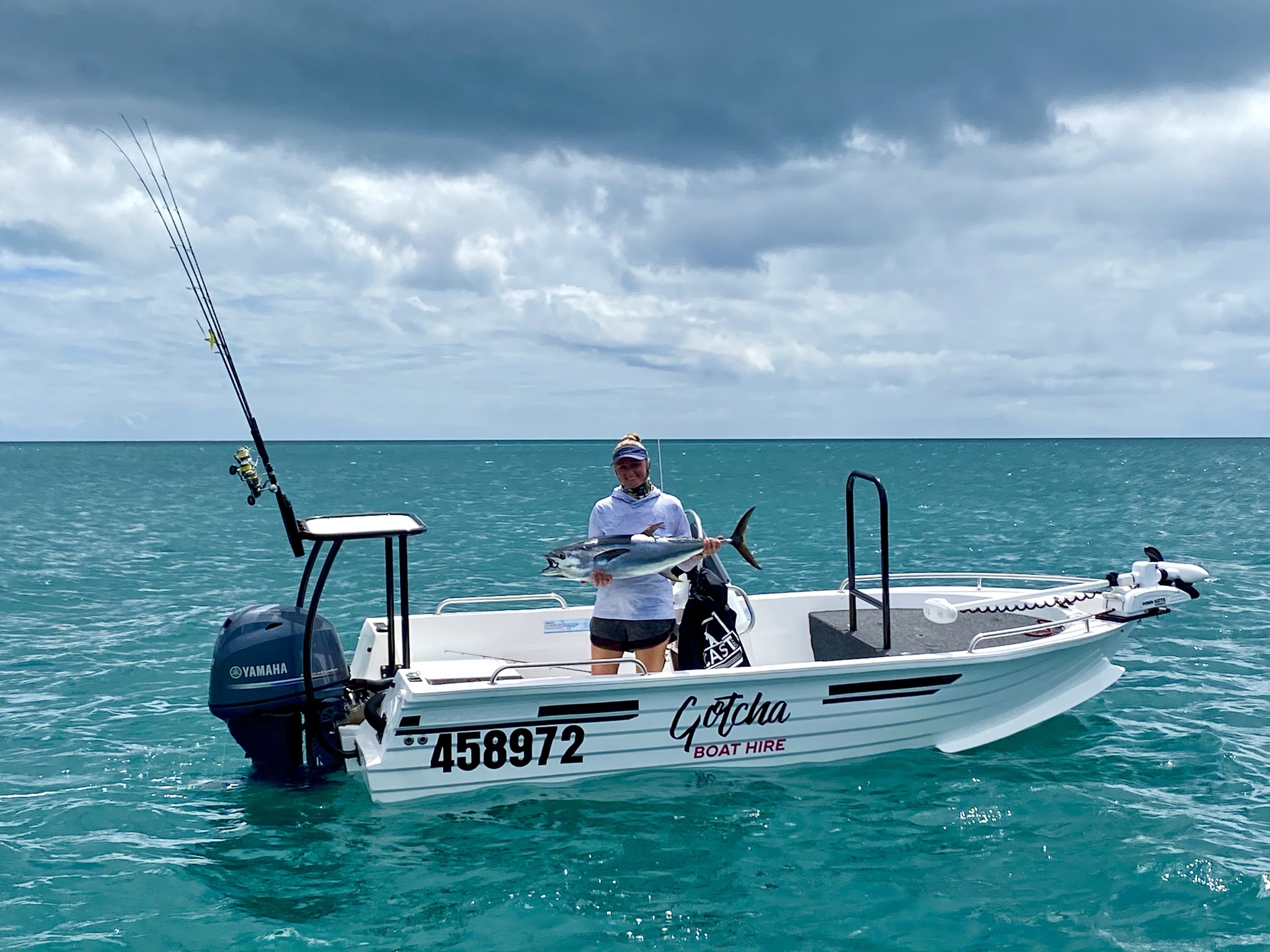 gotcha boat hire hervey bay fraser coast